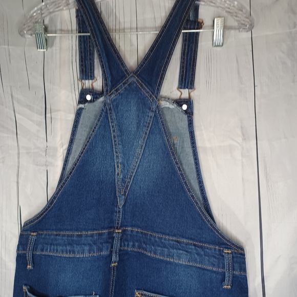 No Boundaries Denim Distressed Overalls - Picture 8 of 11
